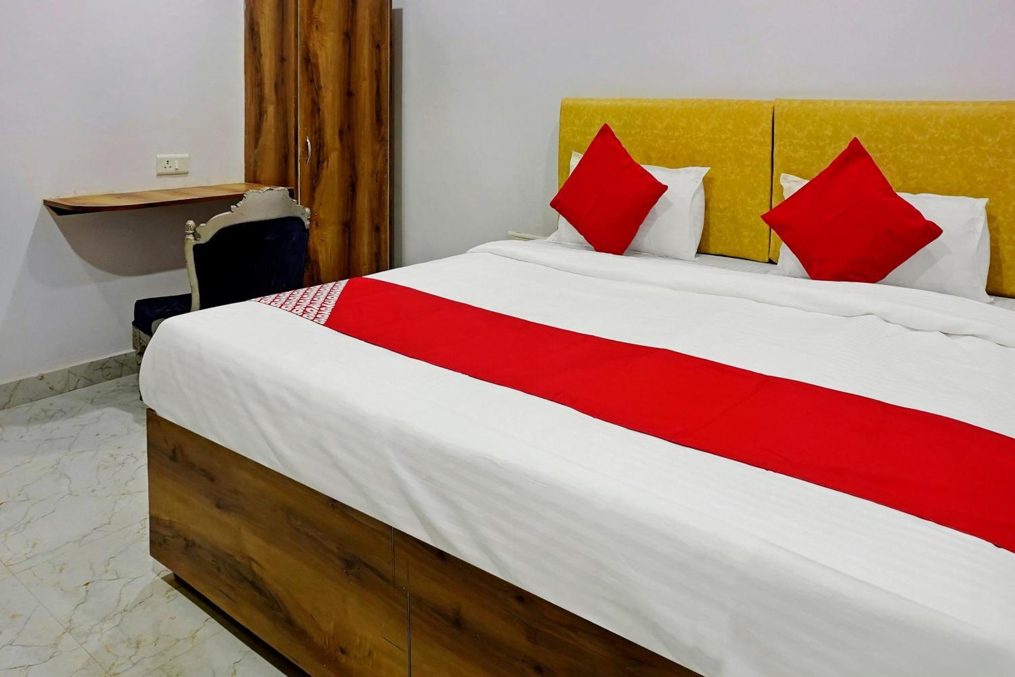 Collection O Gauri Shree Hotel Bhopal Buitenkant foto